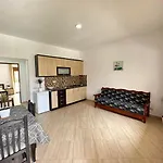 Vlora Villa With Private Parking